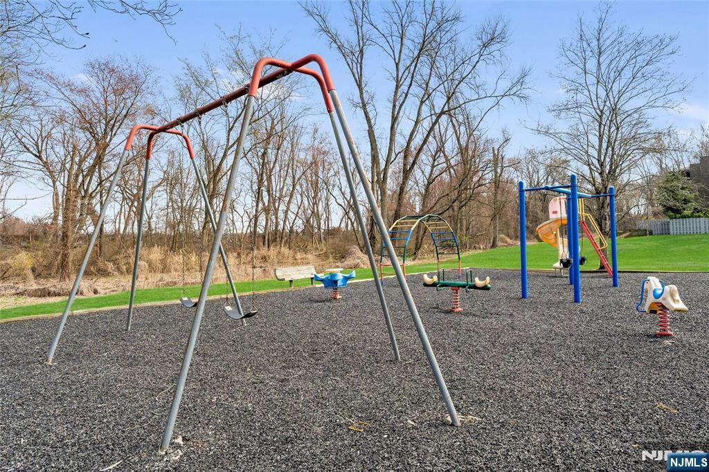 207 Pond Terrace, #4D, Twp of Washington, NJ 07676 Listing Photo  26