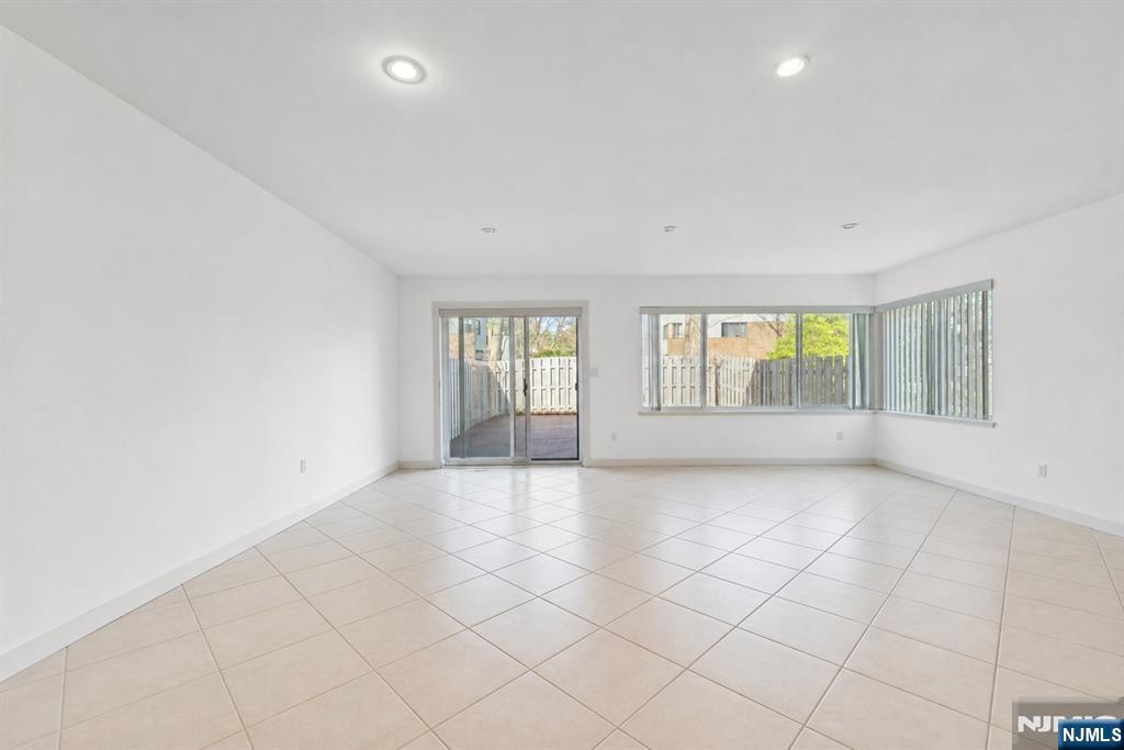 207 Pond Terrace, #4D, Twp of Washington, NJ 07676 Listing Photo  27