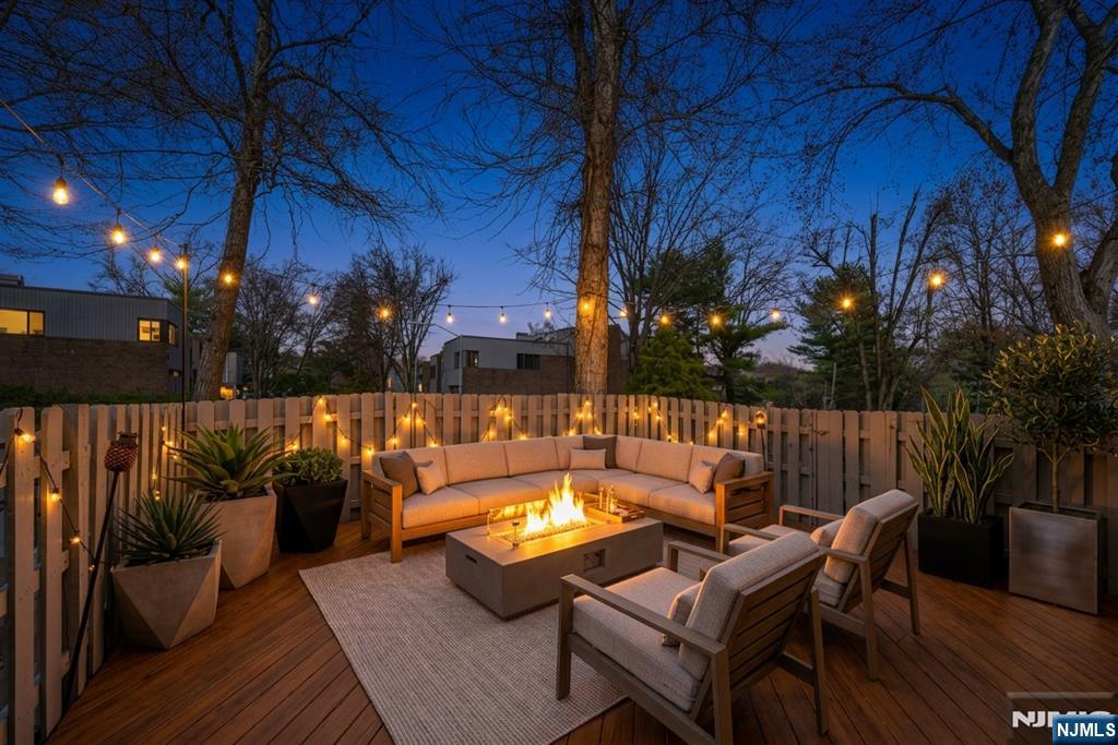 Private Fenced Patio (Virtually Staged)