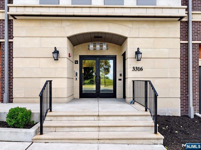3316 John F Kennedy Boulevard 404 - Photo 4