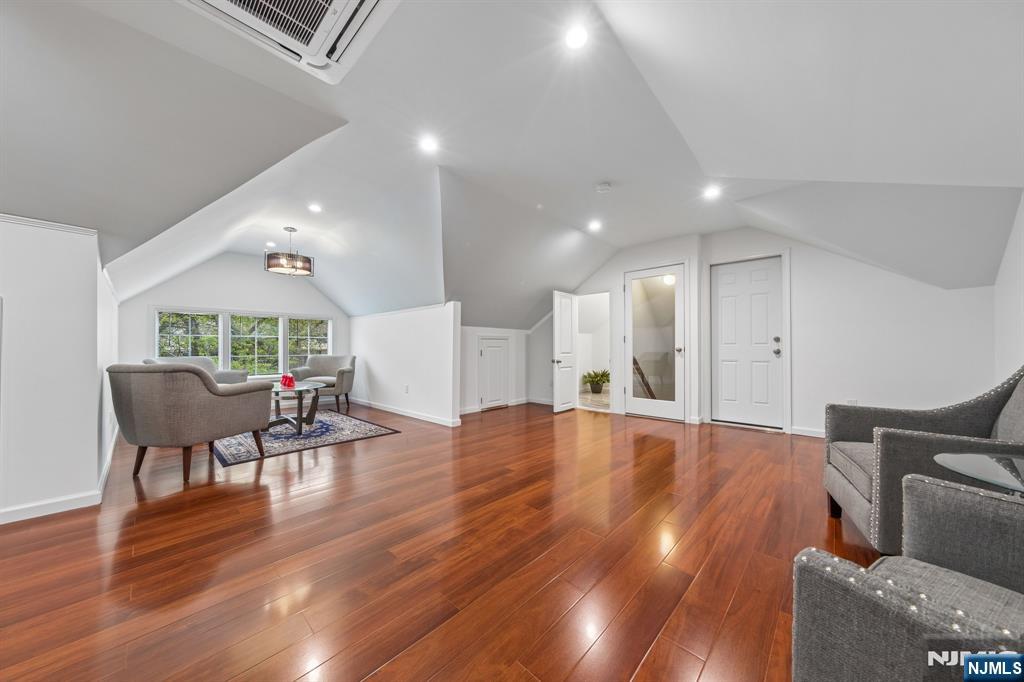 21 Winding Way — photo 23