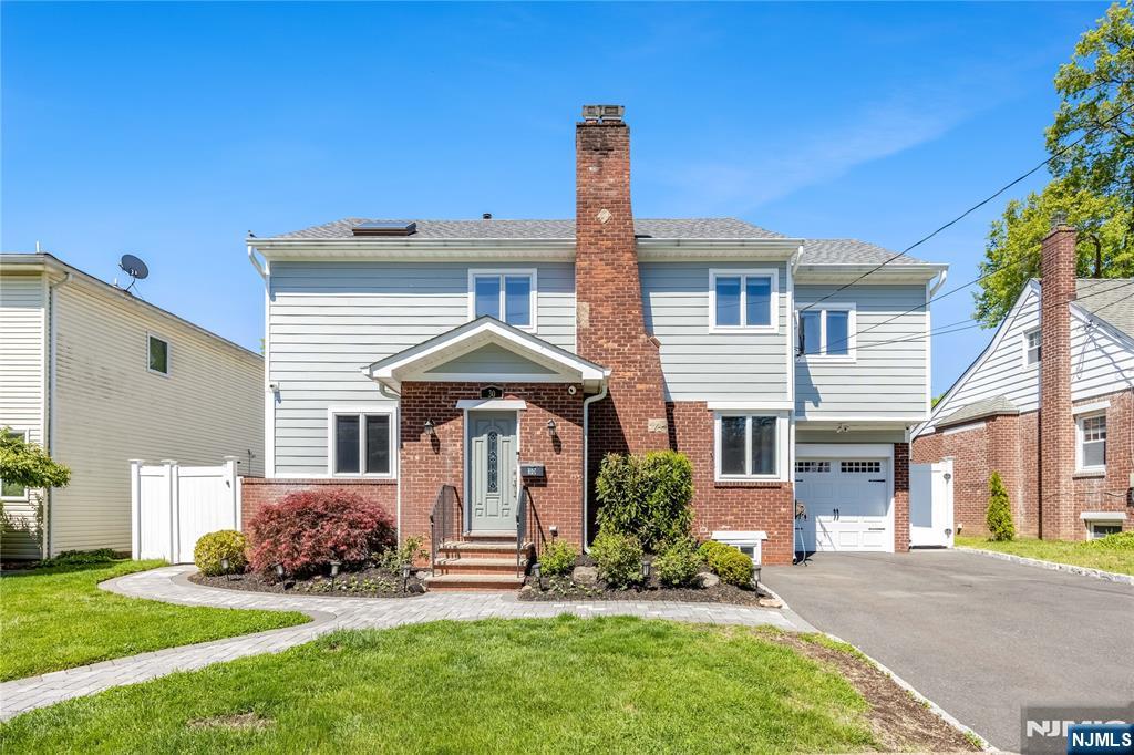 Homes for sale in Dumont, NJ | 30 Elm St, Dumont, NJ 07628 | MLS# 26019171