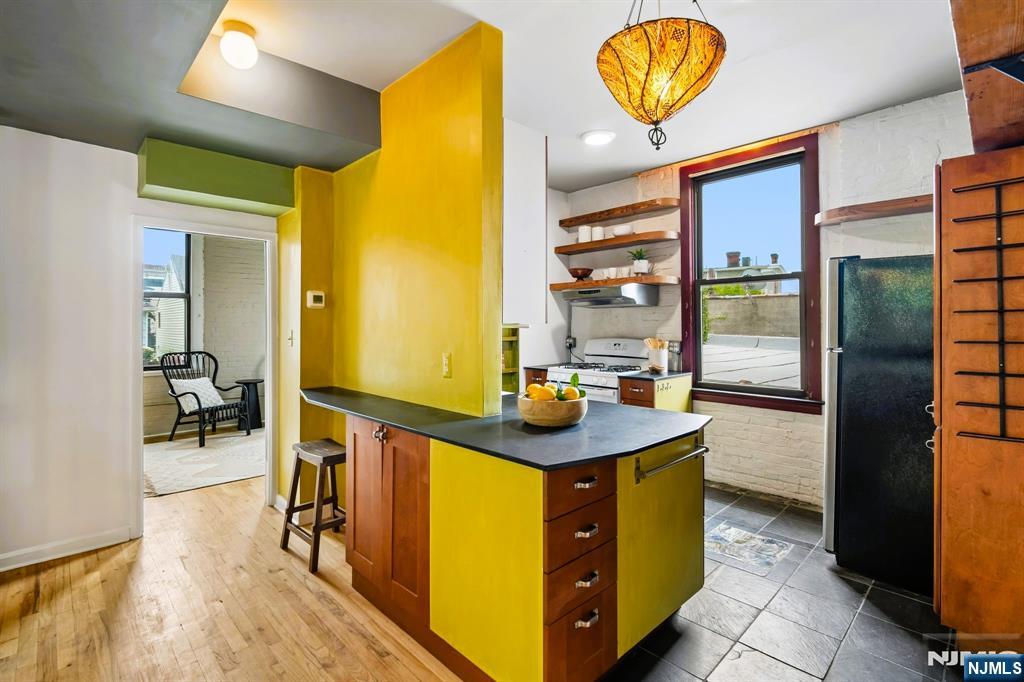 54-60 Mcwhorter Street #207