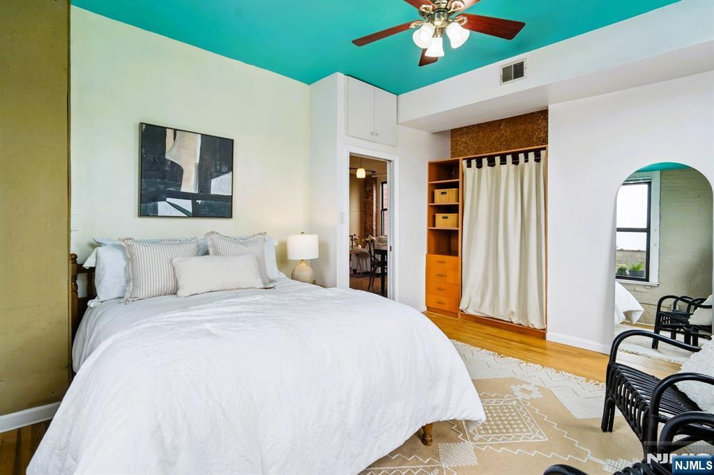 54-60 Mcwhorter Street #207