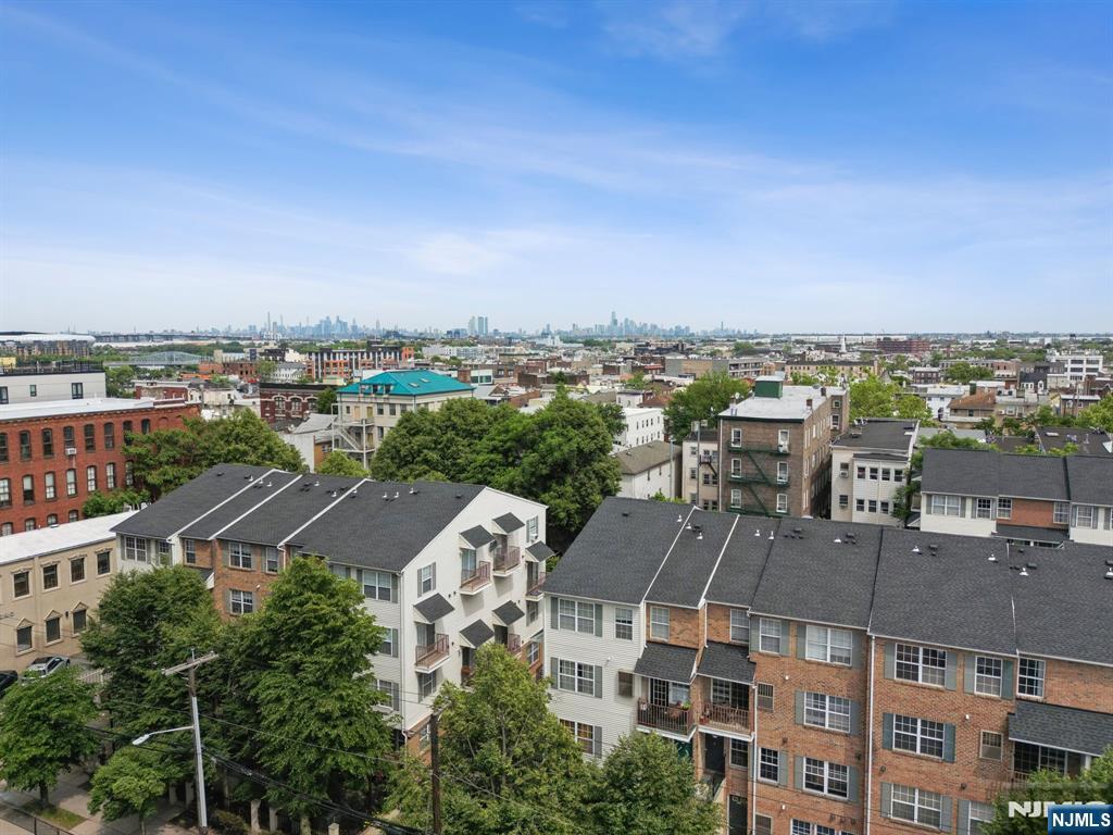 54-60 Mcwhorter Street #207