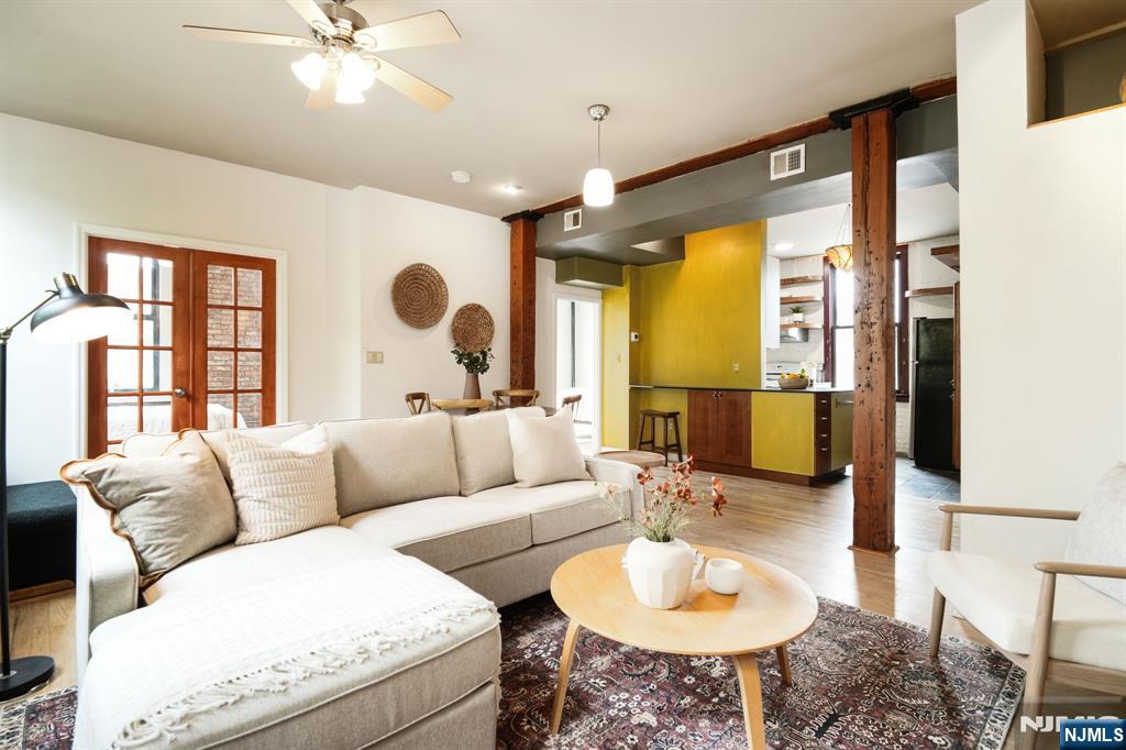 54-60 Mcwhorter Street #207