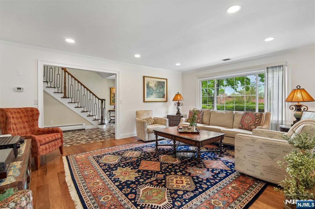 11 Auriemma Court — photo 5