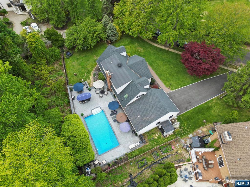 11 Auriemma Court — photo 43