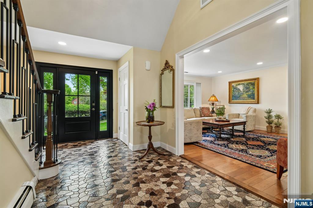 11 Auriemma Court — photo 10