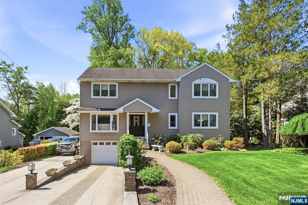 21 Lakeview Avenue, Park Ridge, NJ 07656 Listing Photo  0