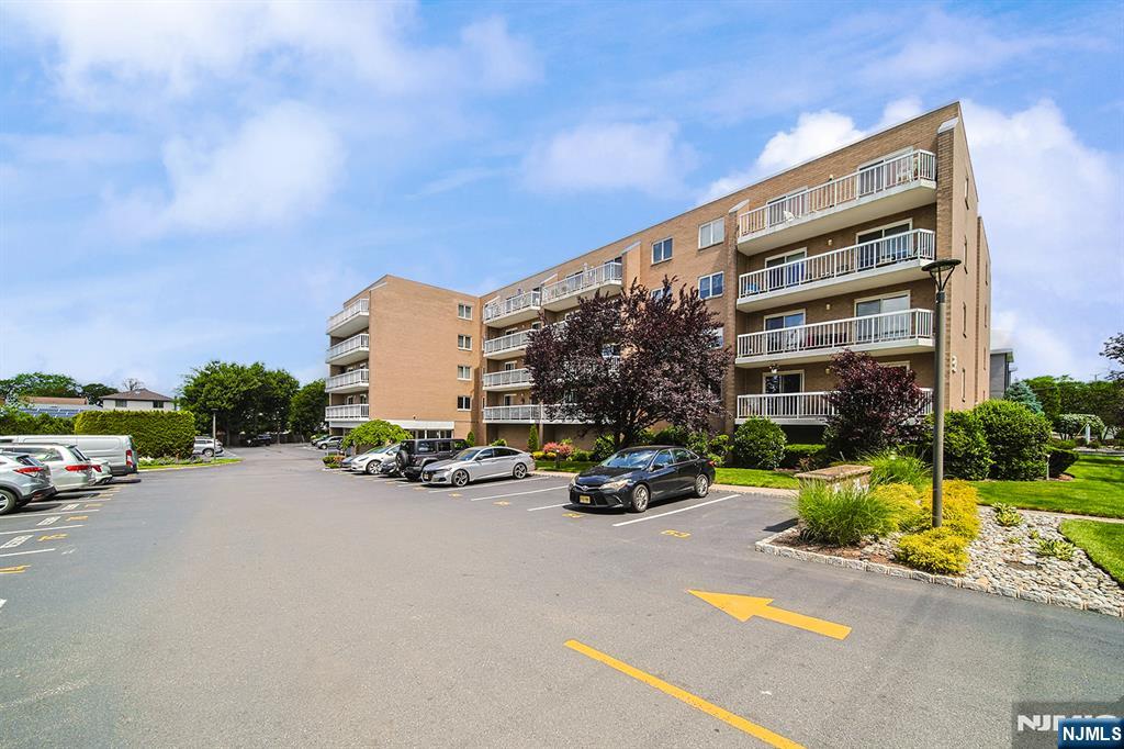 38 Moonachie Road, #402, Hackensack, NJ 07601 Listing Photo  1