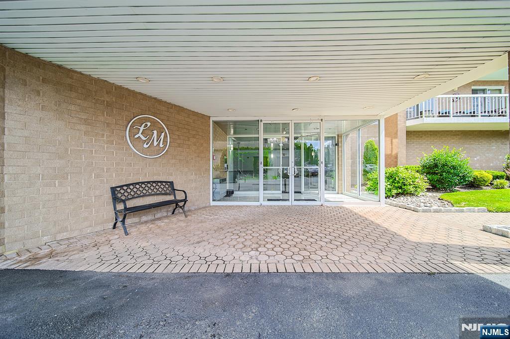 38 Moonachie Road, #402, Hackensack, NJ 07601 Listing Photo  2