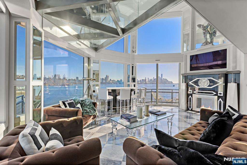 600 Harbor Boulevard 1079-81 - Photo 3