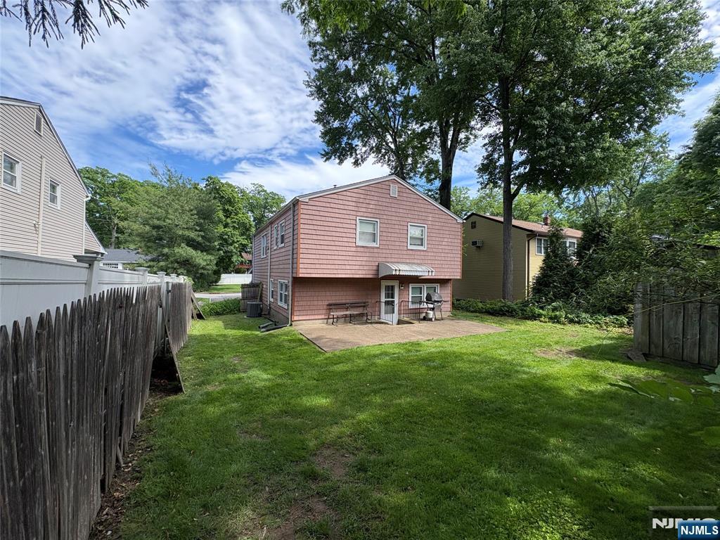 26 Pavonia Avenue - Photo 2