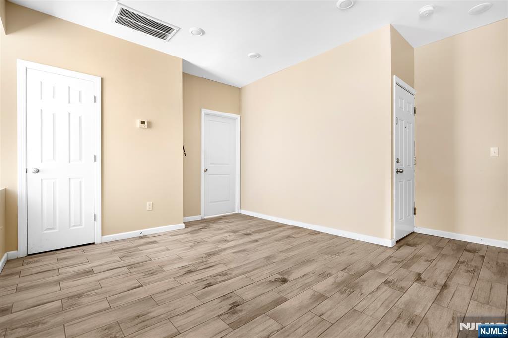 183 Bergen Turnpike, Ridgefield Park, NJ 07660 Listing Photo  9