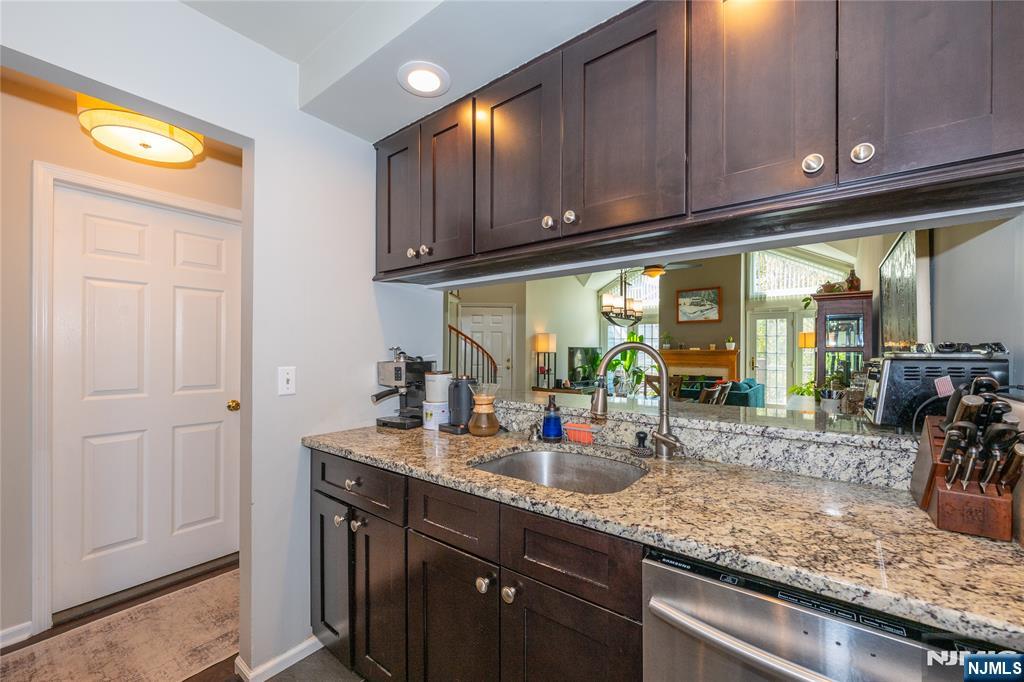 223 Cambridge, Ramsey, NJ 07446 Listing Photo  11