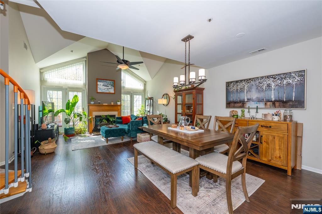 223 Cambridge Drive - Photo 4