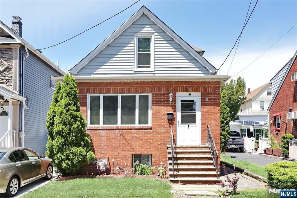 77 Columbus Avenue - Photo 1