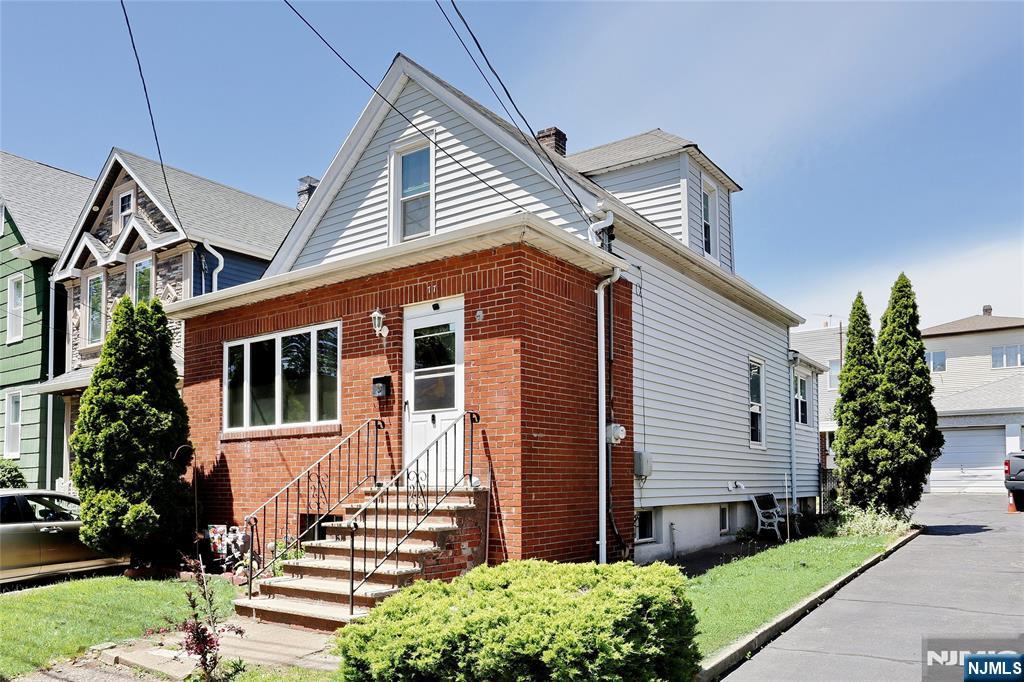 77 Columbus Avenue - Photo 2