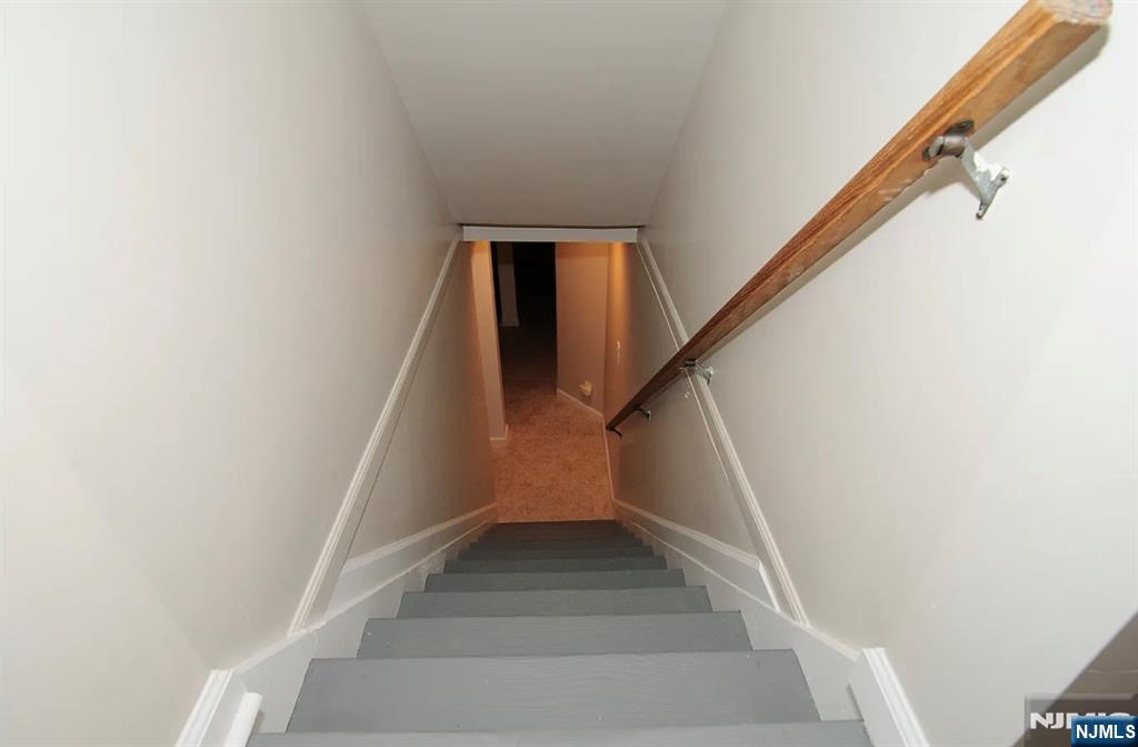 Access to lower level