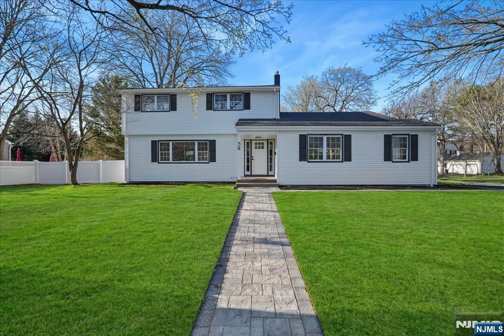 56 Manor - Photo 1