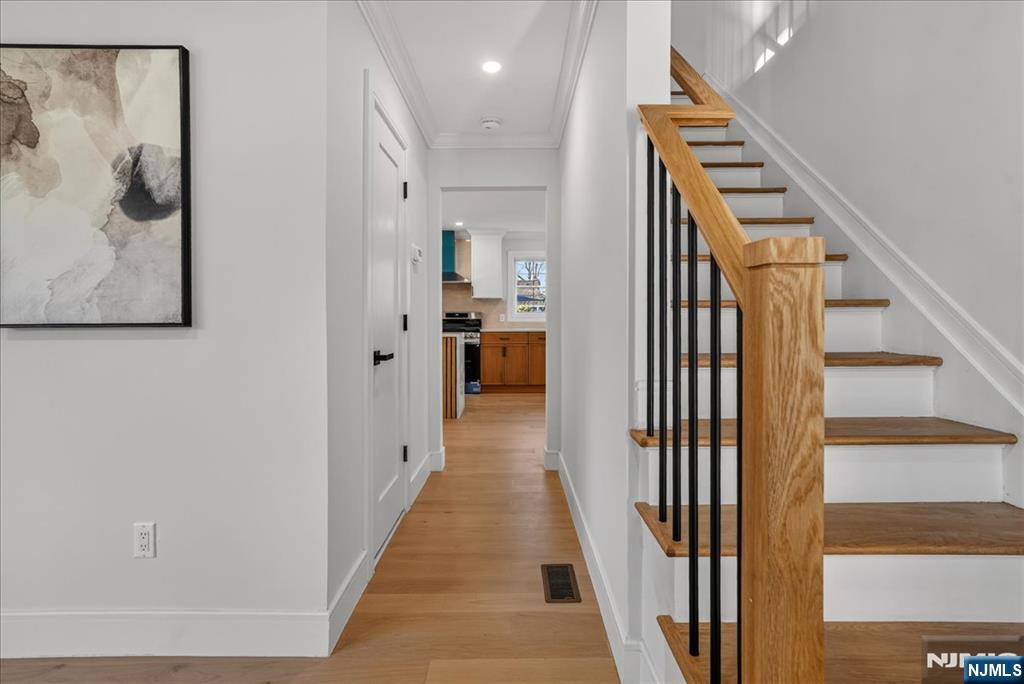 56 Manor - Photo 3