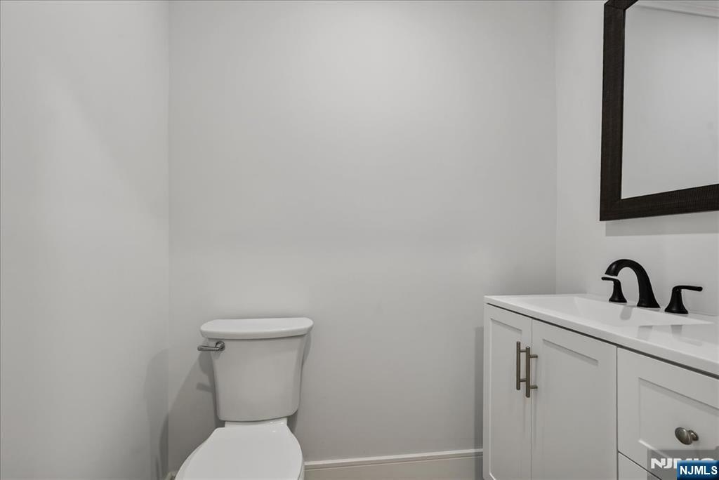 56 Manor - Photo 4