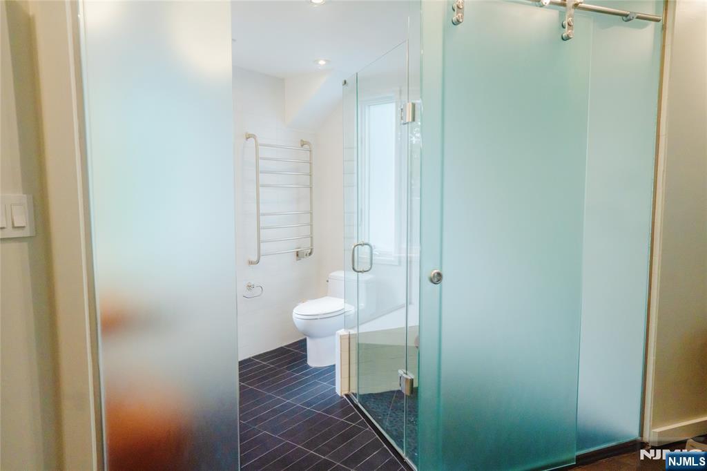 435 Meeker Street — photo 14