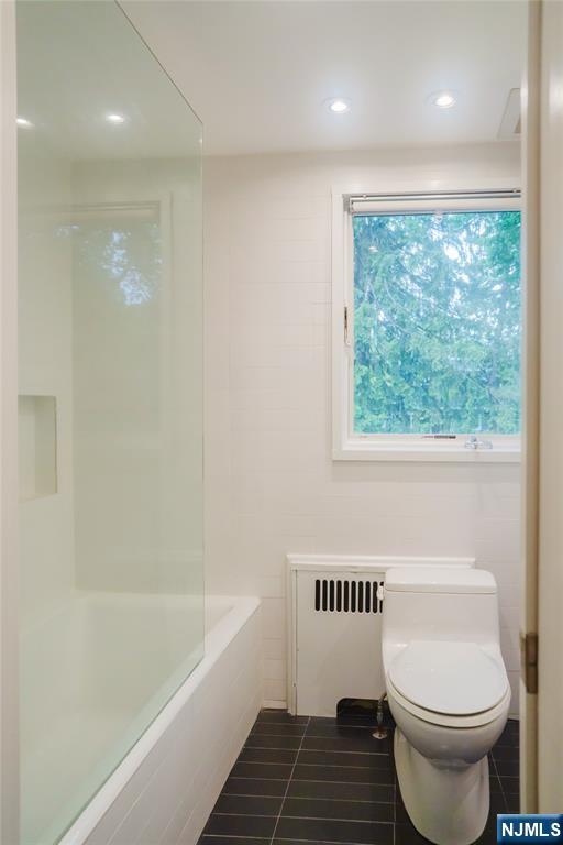 435 Meeker Street — photo 19