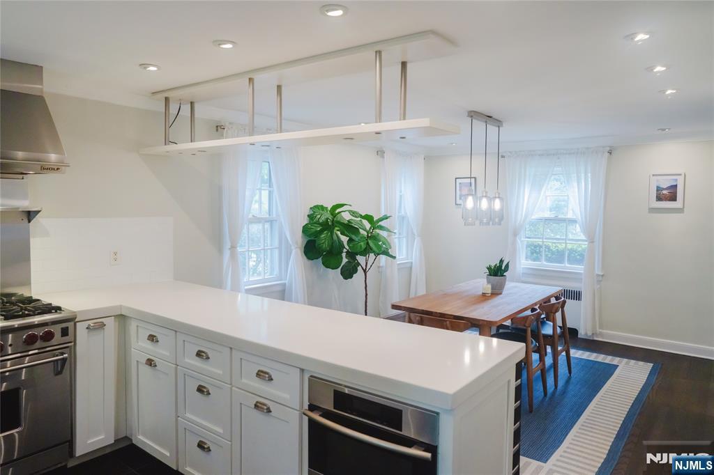 435 Meeker Street — photo 9