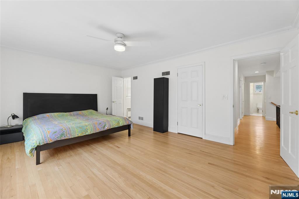 585 W Englewood Avenue, Teaneck, NJ 07666 Listing Photo  10