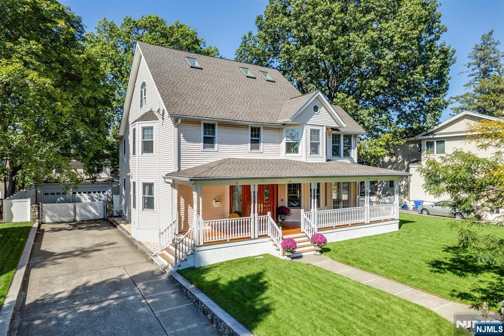 230 Springfield Avenue - Photo 1