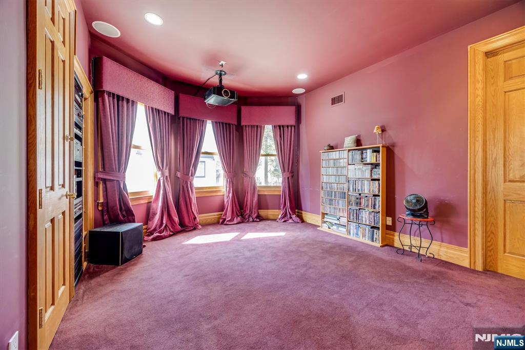 230 Springfield Avenue — photo 16
