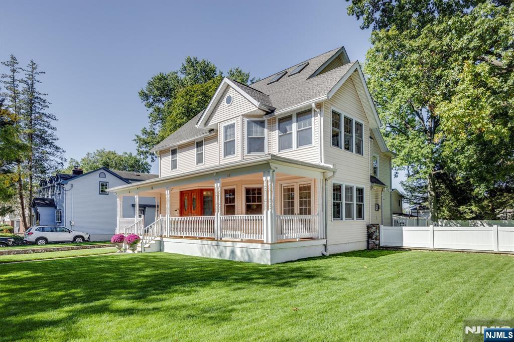 230 Springfield Avenue — photo 46