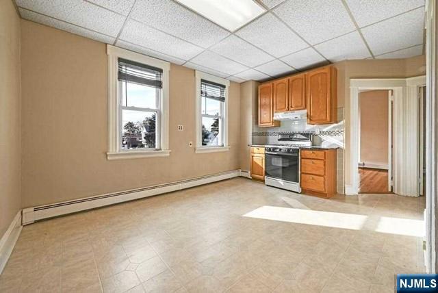 74 Plauderville Avenue 3 - Photo 1