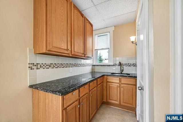 74 Plauderville Avenue 3 - Photo 2