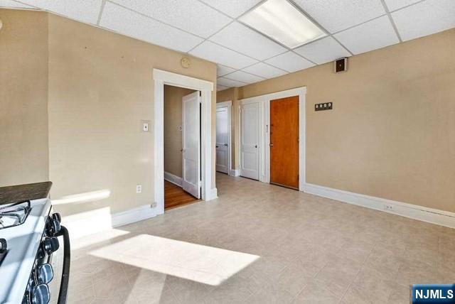 74 Plauderville Avenue 3 - Photo 4