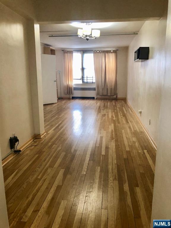 2160 Center Avenue 3J - Photo 2