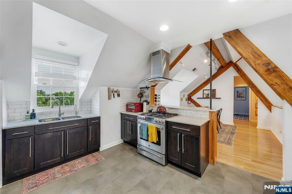 491 Valley Street 15 - Photo 11