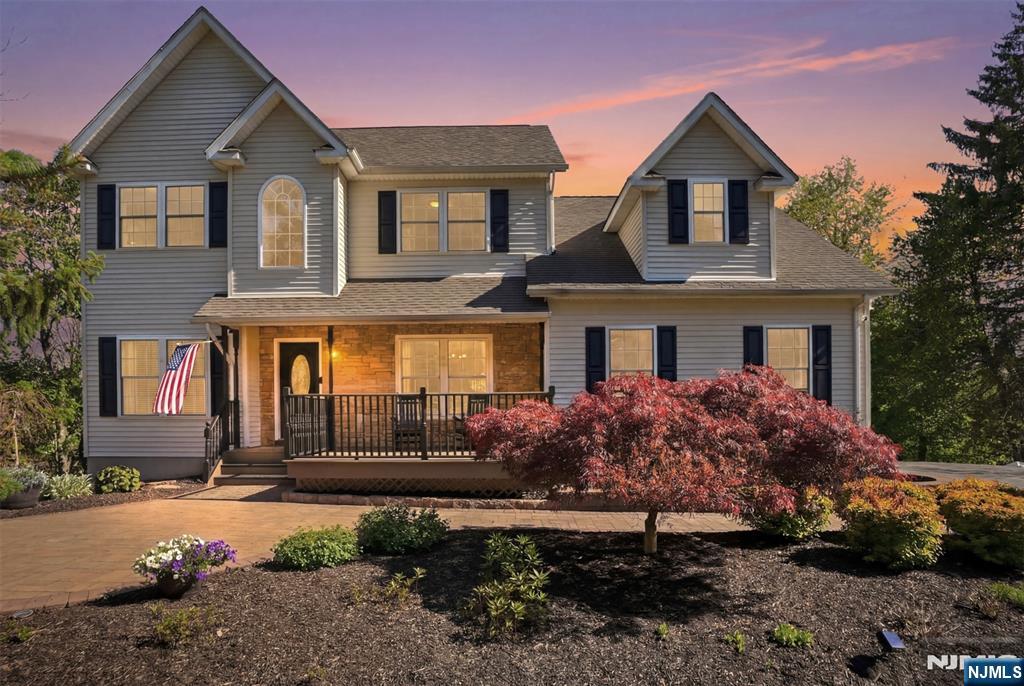 161 West Street - Photo 2