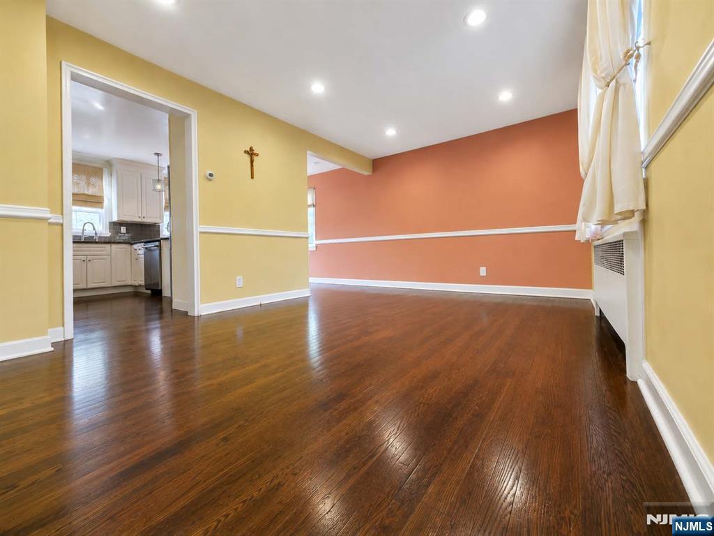 491 Dorchester - Photo 3