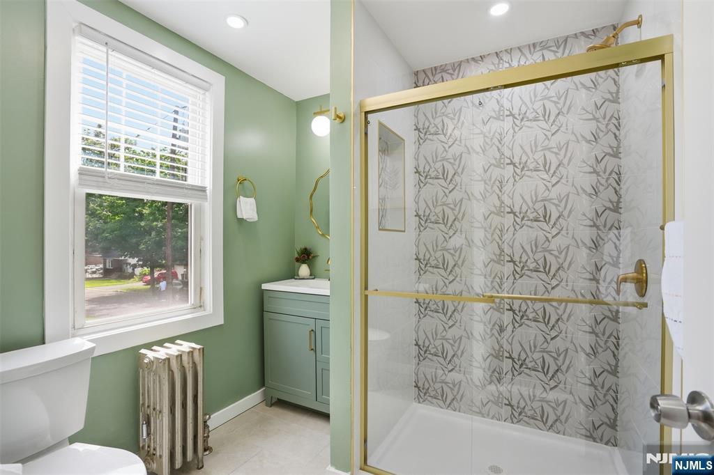 88 Lindbergh Boulevard, Teaneck, NJ 07666 Listing Photo  17