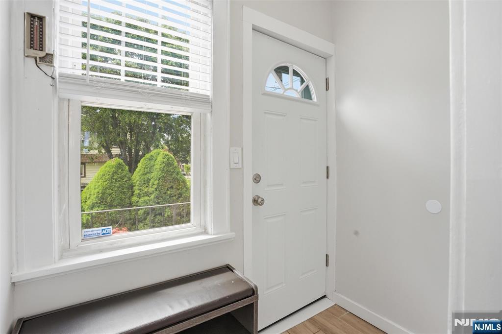 88 Lindbergh Boulevard, Teaneck, NJ 07666 Listing Photo  26