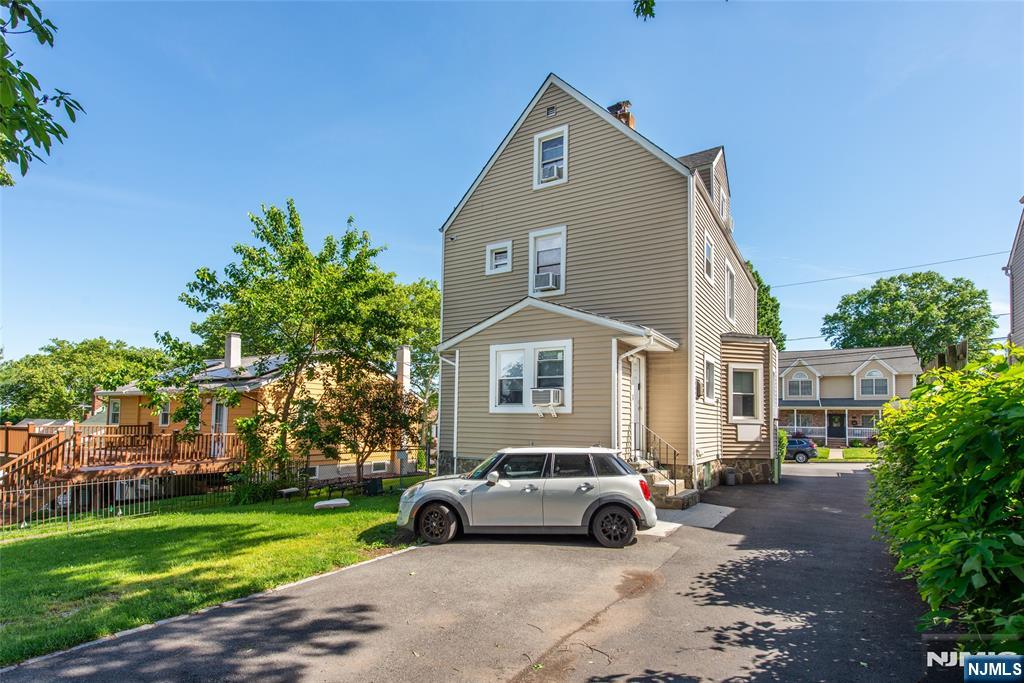 50 Jefferson Avenue - Photo 2