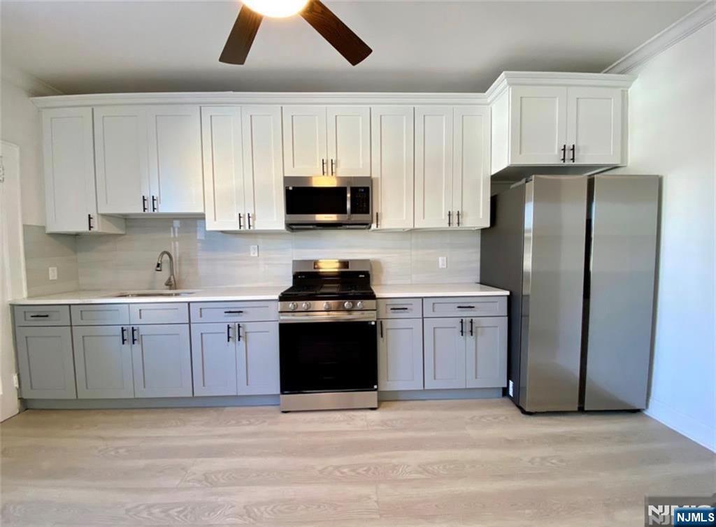 55 Spring Street 1 - Photo 2