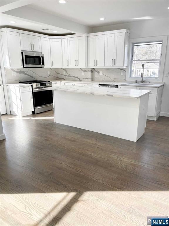 Photo 2 of Single family home for sale at 40 Grant Ave, Cresskill, NJ 07626 | MLS# 26019307 | Listing updated on 2026-09-15