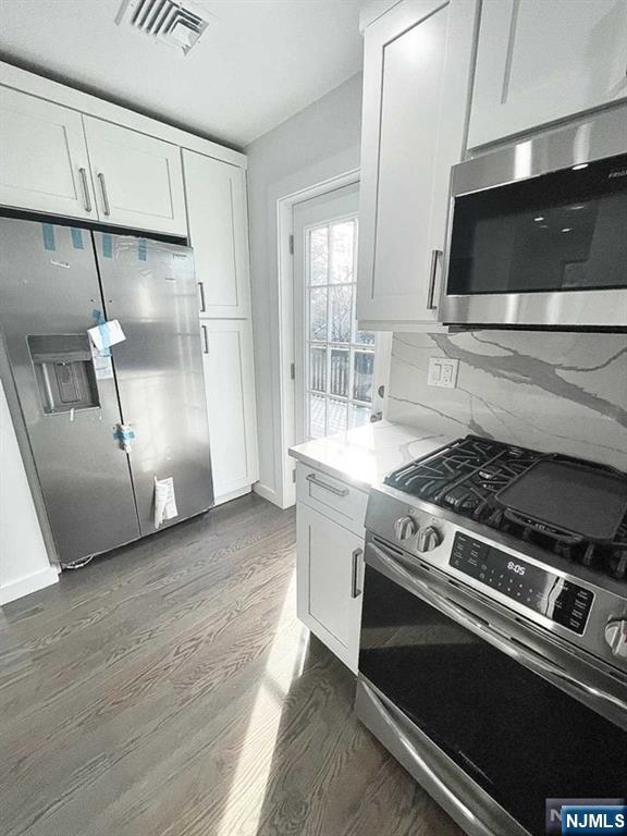 Photo 3 of Single family home for sale at 40 Grant Ave, Cresskill, NJ 07626 | MLS# 26019307 | Listing updated on 2026-09-15