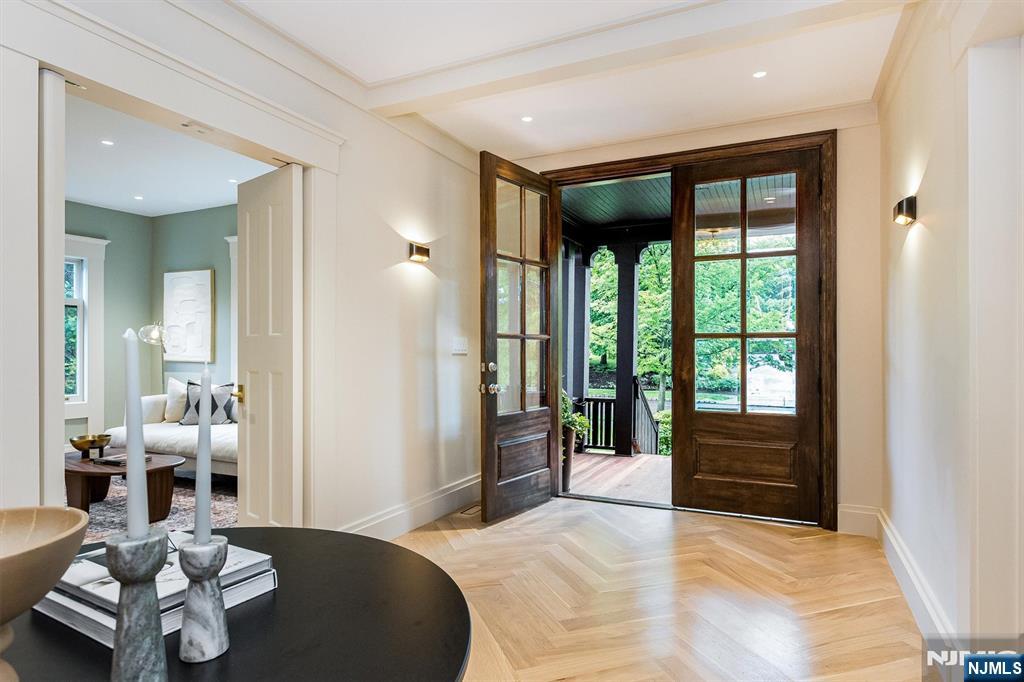 2 Russell Terrace - Photo 3