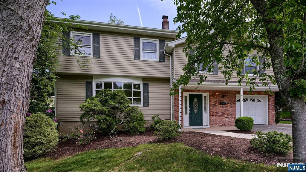 42 Stirling Lane - Photo 1