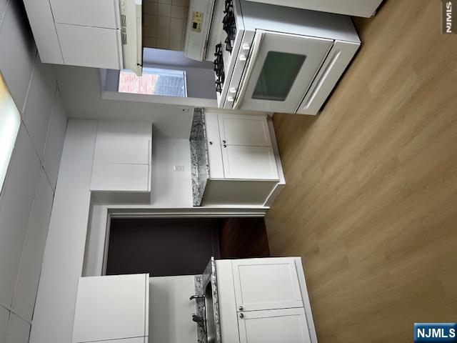 440 Highland Avenue 440 - Photo 3